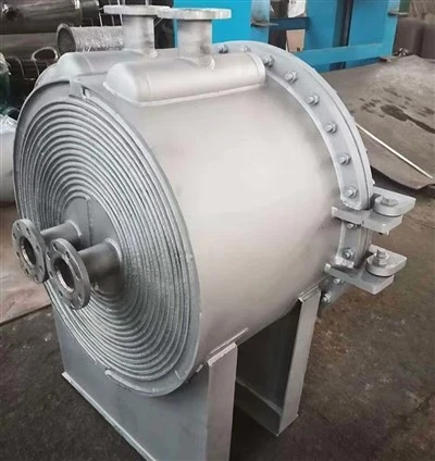 Spiral heat exchanger and instant noodle
